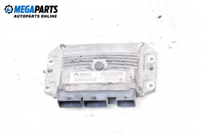 Компютър двигател за Renault Clio II Hatchback (09.1998 - 09.2005) 1.2 (BB0A, BB0F, BB10, BB1K, BB28, BB2D, BB2H, CB0A...), 58 к.с.