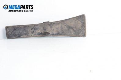 Интериорна пластмаса за Mitsubishi Carisma Hatchback (07.1995 - 06.2006), 4+1 вр., хечбек, позиция: предна