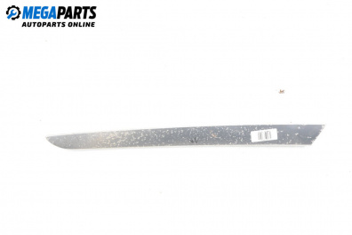 Интериорна лайсна за Audi A6 Sedan C6 (05.2004 - 03.2011), 4+1 вр., седан