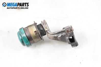 Лапа двигател с тампон за Citroen C5 I Break (06.2001 - 08.2004) 2.2 HDi (DE4HXB, DE4HXE), 133 к.с.