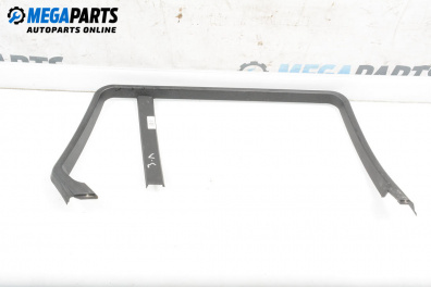 Интериорна лайсна за BMW 5 Series E60 Touring E61 (06.2004 - 12.2010), 4+1 вр., комби