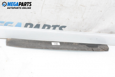 Външни лайсни за Mercedes-Benz 124 Sedan (12.1984 - 06.1993), седан, позиция: дясна