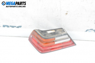 Стоп за Mercedes-Benz 124 Sedan (12.1984 - 06.1993), седан, позиция: лява