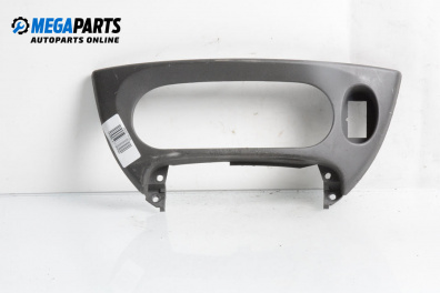 Интериорна пластмаса километраж за Renault Scenic I Minivan (09.1999 - 07.2010), 4+1 вр., миниван