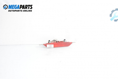 Трети стоп за Toyota Corolla E12 Hatchback (11.2001 - 02.2007), хечбек