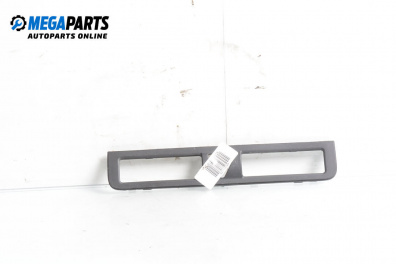 Интериорна пластмаса за Audi A3 Hatchback II (05.2003 - 08.2012), 2+1 вр., хечбек, позиция: предна