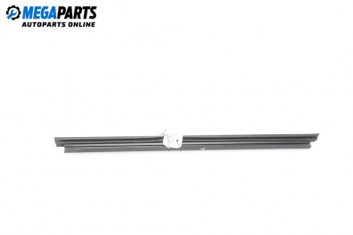 Уплътнение стъкло за Mercedes-Benz E-Class Sedan (W211) (03.2002 - 03.2009), 4+1 вр., седан, позиция: предна, лява
