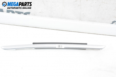 Интериорна лайсна за Mercedes-Benz M-Class SUV (W164) (07.2005 - 12.2012), 4+1 вр., джип