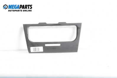 Интериорна пластмаса за Volkswagen Golf VI Hatchback (10.2008 - 02.2014), 4+1 вр., хечбек, позиция: предна