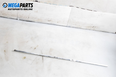 Външни лайсни за Volkswagen Passat IV Variant B5.5 (09.2000 - 08.2005), комби, позиция: задна