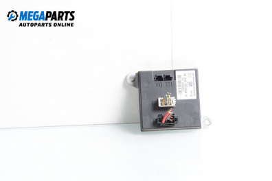 Комфорт модул за Mercedes-Benz CLS-Class Sedan (C219) (10.2004 - 02.2011)