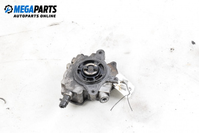 Вакуум помпа за Volkswagen Touareg SUV I (10.2002 - 01.2013) 5.0 V10 TDI, 313 к.с.