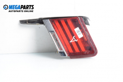 Вътрешен стоп за BMW 7 Series F02 (02.2008 - 12.2015), седан, позиция: дясна