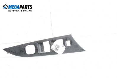 Интериорна пластмаса за Mazda 3 Hatchback I (10.2003 - 12.2009), 4+1 вр., хечбек, позиция: предна