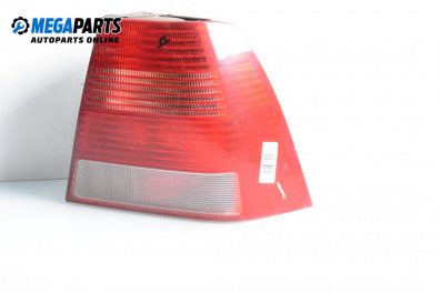 Стоп за Volkswagen Bora Sedan (10.1998 - 12.2013), седан, позиция: дясна