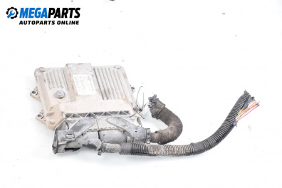 Компютър двигател за Opel Meriva A Minivan (05.2003 - 05.2010) 1.3 CDTI, 75 к.с., № 55198927 BY