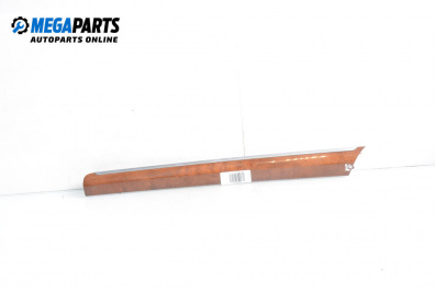 Интериорна лайсна за Audi Q7 SUV I (03.2006 - 01.2016), 4+1 вр., джип