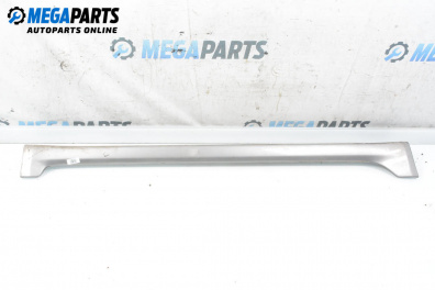 Праг за Toyota Yaris Hatchback I (01.1999 - 12.2005), 2+1 вр., хечбек, позиция: дясна