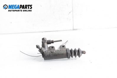 Долна помпа за съединител за Toyota Yaris Hatchback I (01.1999 - 12.2005)