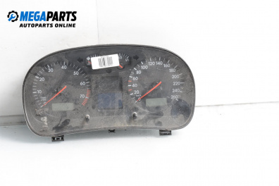 Километраж за Volkswagen Golf IV Hatchback (08.1997 - 06.2005) 1.6, 100 к.с.