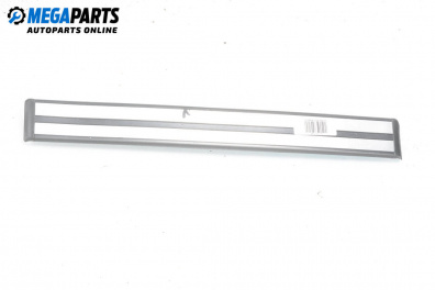 Вътрешен праг за Mercedes-Benz E-Class Sedan (W210) (06.1995 - 08.2003), 4+1 вр., седан, позиция: задна, лява