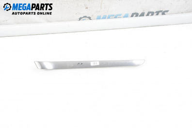 Интериорна лайсна за Audi A4 Sedan B7 (11.2004 - 06.2008), 4+1 вр., седан