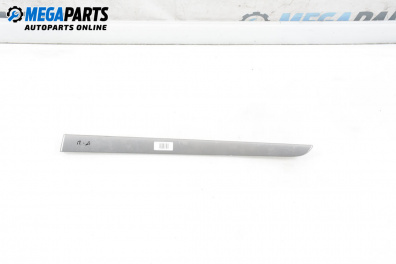 Интериорна лайсна за Audi A4 Sedan B7 (11.2004 - 06.2008), 4+1 вр., седан