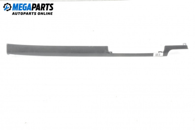 Интериорна пластмаса за Audi A4 Avant B6 (04.2001 - 12.2004), 4+1 вр., комби, позиция: задна