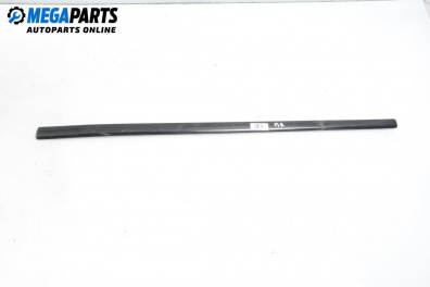 Лайсна за Audi A4 Avant B6 (04.2001 - 12.2004), комби, позиция: предна, лява