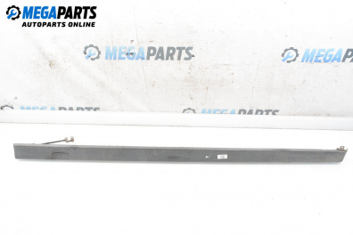 Праг за Opel Corsa C Hatchback (09.2000 - 12.2009), 2+1 вр., хечбек, позиция: дясна