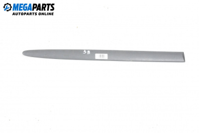 Външни лайсни за Ford Fiesta IV Hatchback (08.1995 - 09.2002), хечбек, позиция: лява