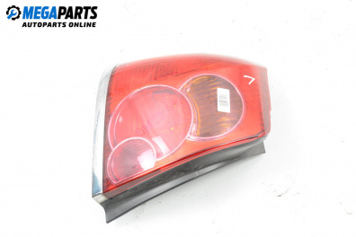 Стоп за Toyota Avensis II Liftback (04.2003 - 11.2008), хечбек, позиция: лява