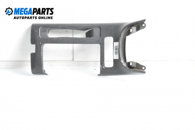 Централна конзола за Toyota Avensis II Liftback (04.2003 - 11.2008)