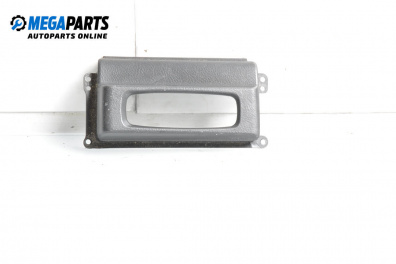 Интериорна пластмаса за Toyota Avensis II Liftback (04.2003 - 11.2008), 4+1 вр., хечбек, позиция: предна