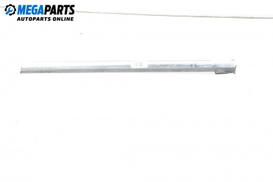 Лайсна за Audi A4 Cabrio B7 (04.2002 - 03.2009), кабрио, позиция: задна, дясна