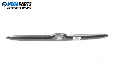 Лайсна заден капак за Peugeot 206 Hatchback (08.1998 - 12.2012), хечбек, позиция: задна