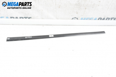 Лайсна за Audi A3 Hatchback II (05.2003 - 08.2012), хечбек, позиция: предна, лява