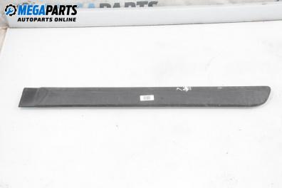 Външни лайсни за Dacia Logan MCV I (02.2007 - 02.2013), комби, позиция: лява