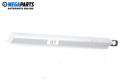 Интериорна лайсна за Opel Astra H Estate (08.2004 - 05.2014), 4+1 вр., комби