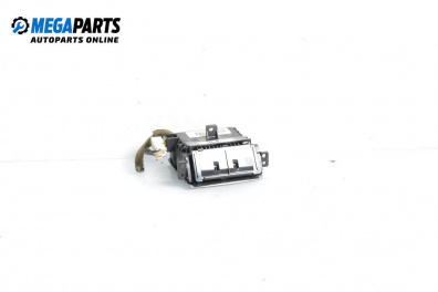 Пепелник за Hyundai Tucson SUV I (06.2004 - 11.2010)