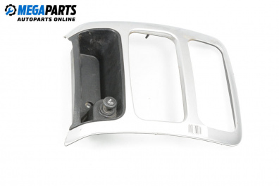 Централна конзола за Jeep Cherokee SUV III (09.2001 - 01.2008)