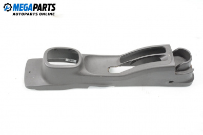 Централна конзола за Nissan Micra III Hatchback (01.2003 - 06.2010)