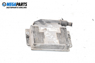 Компютър двигател за Renault Megane Scenic (10.1996 - 12.2001) 1.6 e (JA0F), 90 к.с., № S113717205D