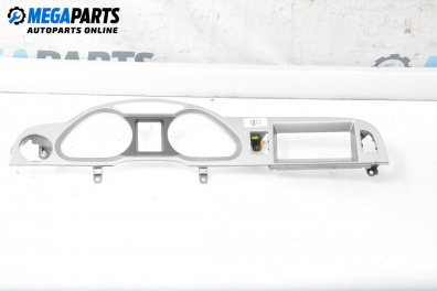 Интериорна пластмаса километраж за Audi A6 Avant C6 (03.2005 - 08.2011), 4+1 вр., комби