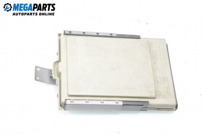 Жабка под седалка за Nissan Micra III Hatchback (01.2003 - 06.2010)