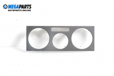 Централна конзола за Volkswagen Passat III Sedan B5 (08.1996 - 12.2001)