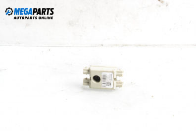 Усилвател антена за BMW 7 Series F02 (02.2008 - 12.2015)