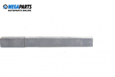 Планка багажник за Opel Vectra C GTS (08.2002 - 01.2009), 4+1 вр., хечбек