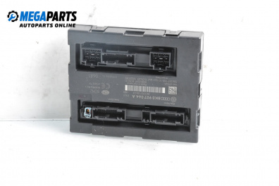 Комфорт модул за Audi A4 Sedan B8 (11.2007 - 12.2015), № 8K0 907 064 DP