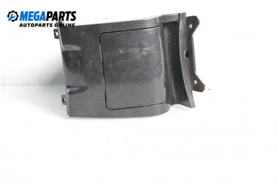 Пепелник за SsangYong Rexton SUV I (04.2002 - 07.2012)